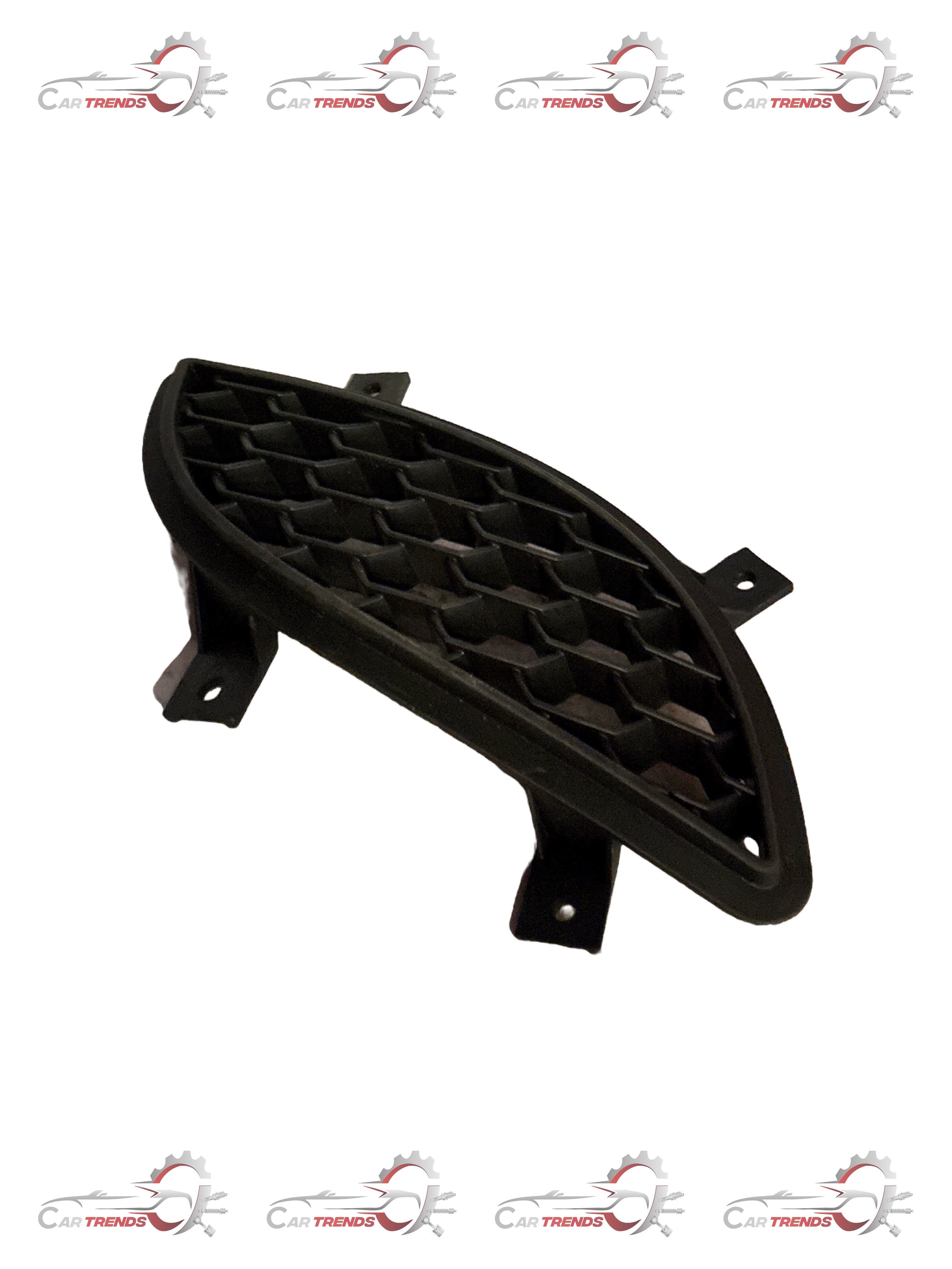 CarTrends fog lamp cover for the right side, spare part for vehicle lighting, shown in the image.