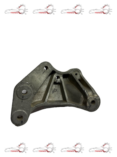 CarTrends transmission mounting bracket sail, spare auto parts image showing the metal bracket component for vehicle transmission.