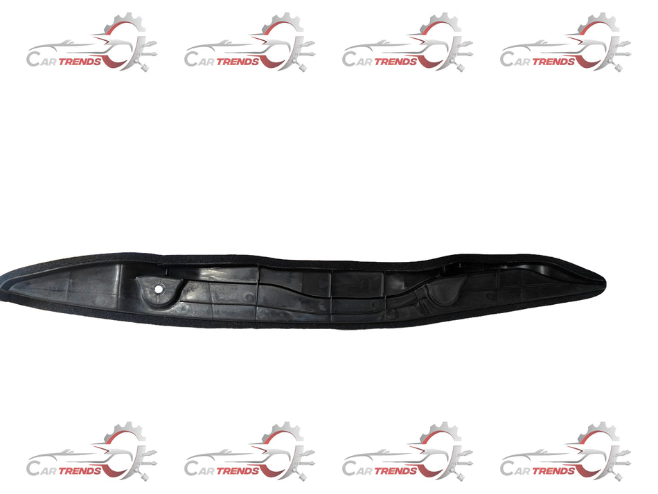 CarTrends front right fender insulator assembly for Chevrolet Beat, spare parts, visible rubber and mounting components.