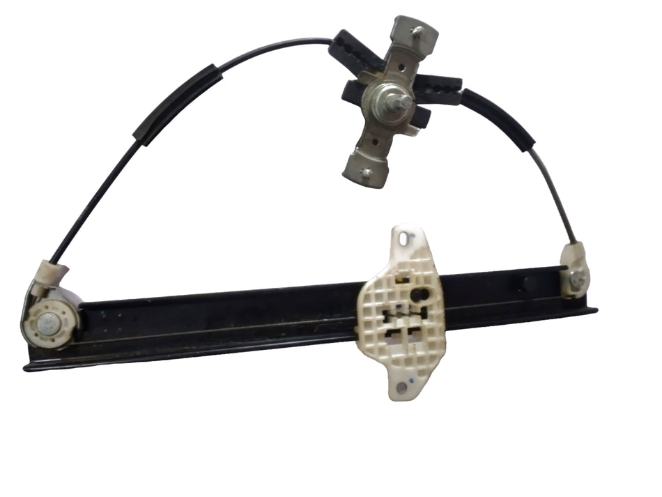 CarTrends rear right side window regulator assembly for Chevrolet Beat, spare part for window mechanism replacement.