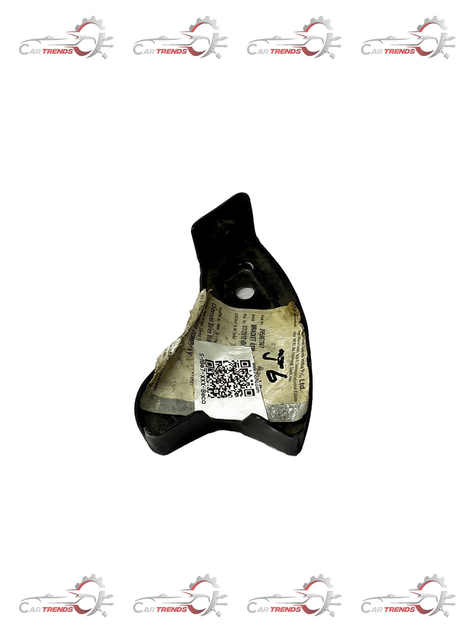 CarTrends Fender Bracket Beat lower left side, spare car part for vehicle repair, shown in the image.