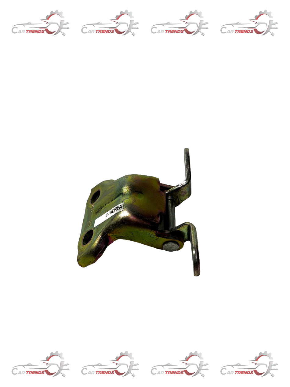 CarTrends right side rear door hinge assembly for Chevrolet Beat, spare part for side door replacement.