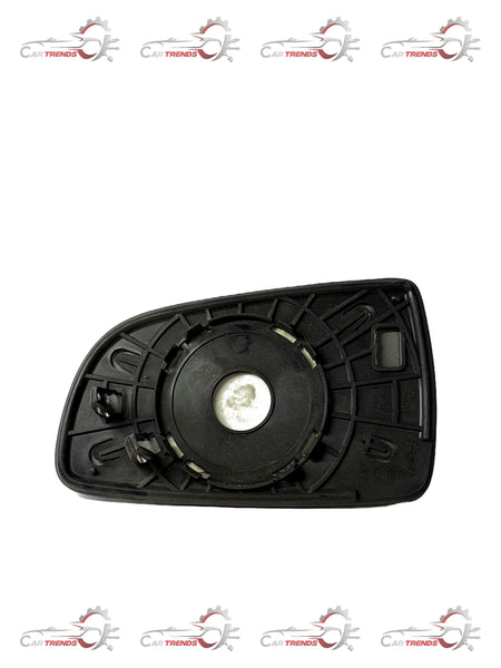 CarTrends Aveo right side mirror glass, spare part, clear reflective glass for vehicle side mirror.