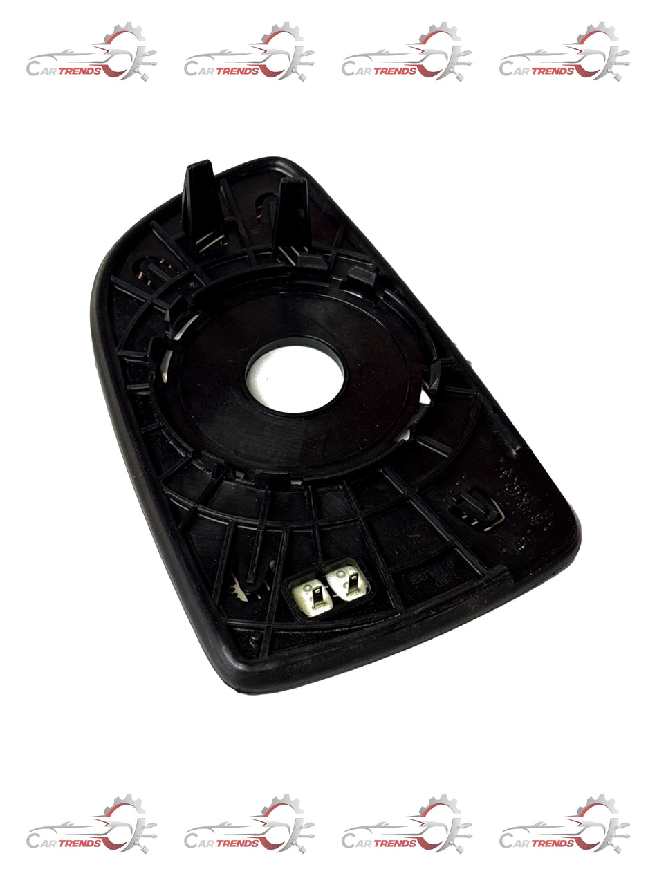CarTrends Mirror Glass Aveo Left spare part, showing the reflective surface and mounting edges for the vehicle's side mirror.