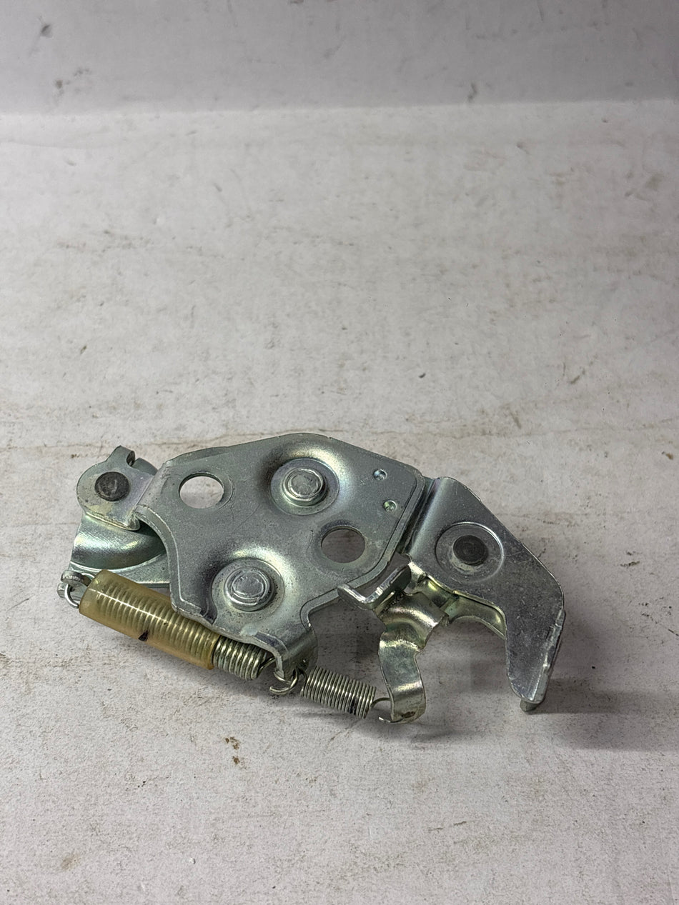 CarTrends DICCI STRIKER SPARK spare part, close-up view showing detailed ignition spark plug for vehicle engine.