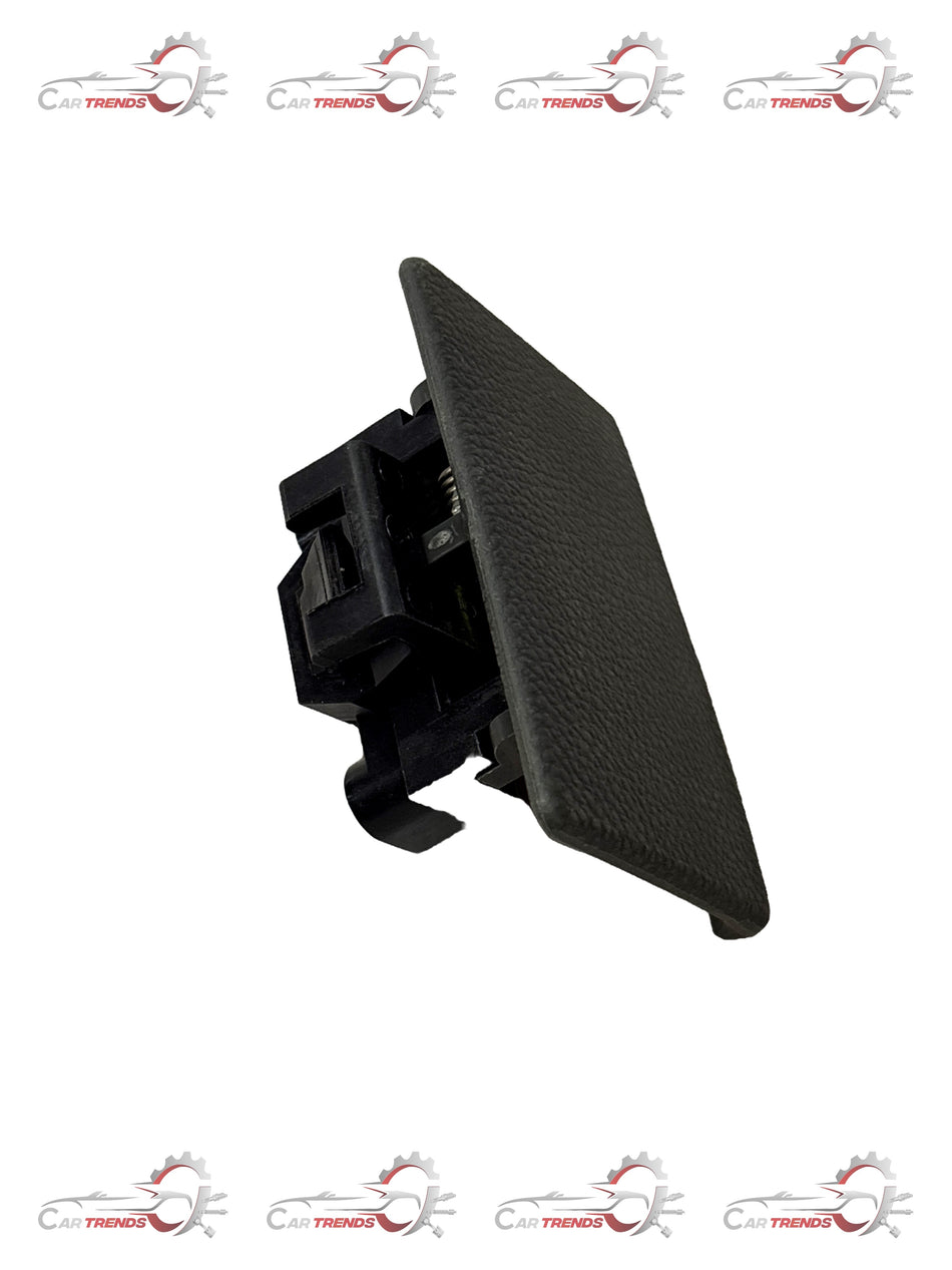 CarTrends J96909416 Dicci compartment latch beat for vehicle spare parts, showing the metal latch component on a plain background.