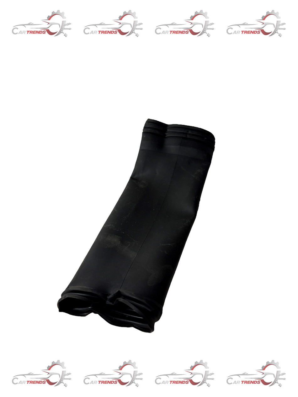 CarTrends rear damper cover for Aveo, spare part shown in black plastic with mounting clips.