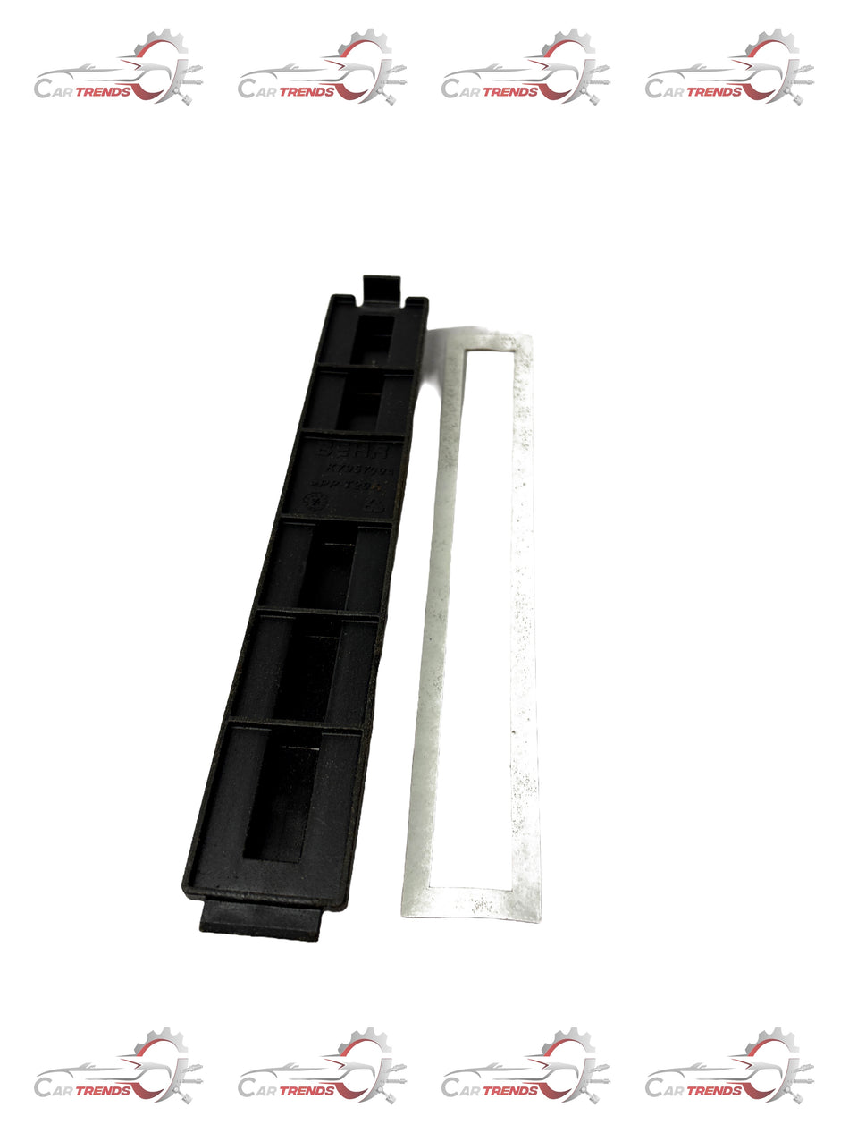 CarTrends J982673L0 filter cover complete for Aveo, a spare part designed to protect and secure vehicle filtration systems.