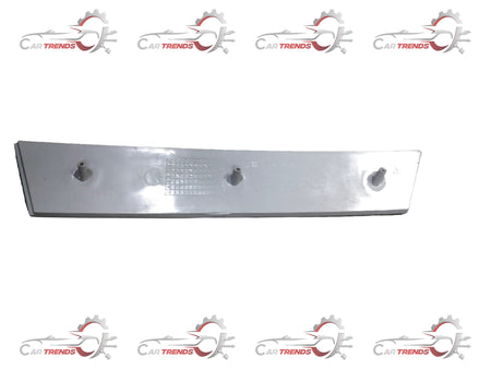 CarTrends molding Rad grille lower Captiva J96448259 spare part shown in the image, close-up of the grille with detailed design.