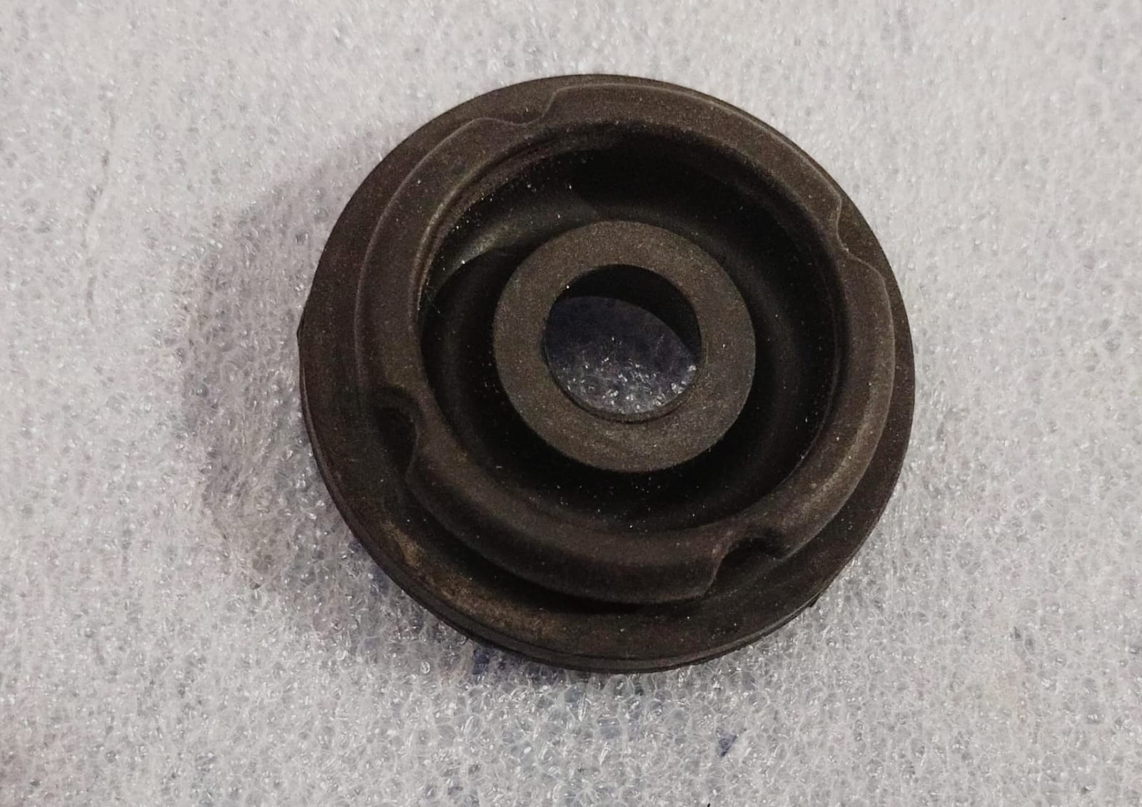 CarTrends upper radiator support mount for Wagon R, spare part, showing the metal bracket and attachment points.