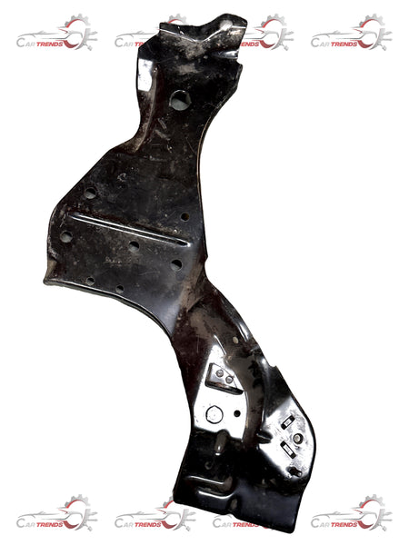CarTrends spare panel front side left for Aveo Uva, automotive side panel replacement part with detailed surface finish.