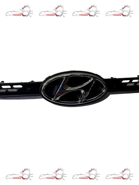 CarTrends radiator grille for Hyundai i20 Elite, spare part with model number 86350C7000, showing the front view of the grille.