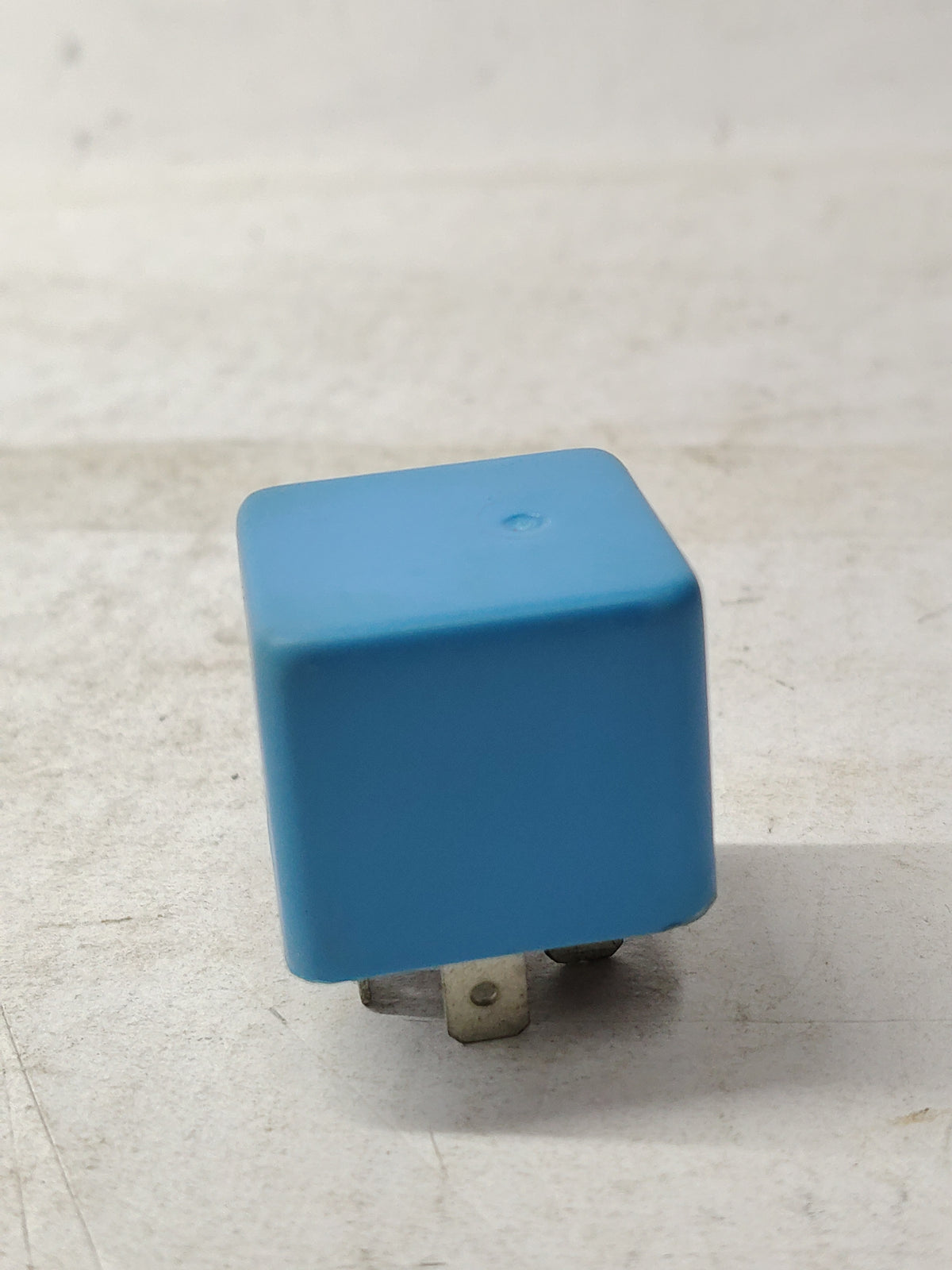 CarTrends Relay A.C. Compressor Corsa S92106036, spare auto parts for vehicle air conditioning system.