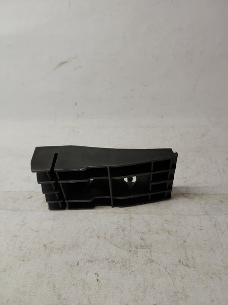 CarTrends rear right side retainer for Corsa, spare parts component visible in the image.