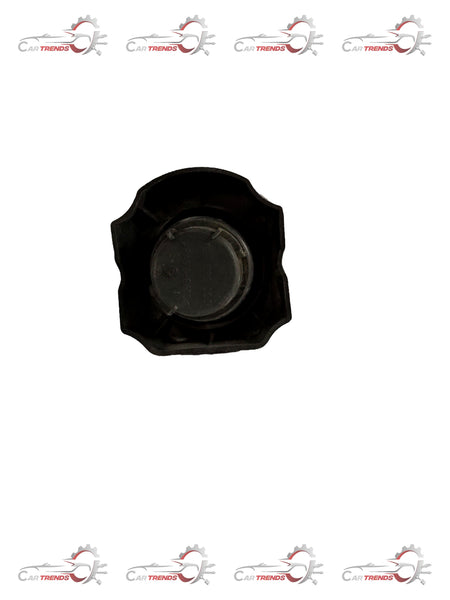 CarTrends engine oil filler cap for Corsa, spare part replacement, made of durable metal with a secure sealing design.