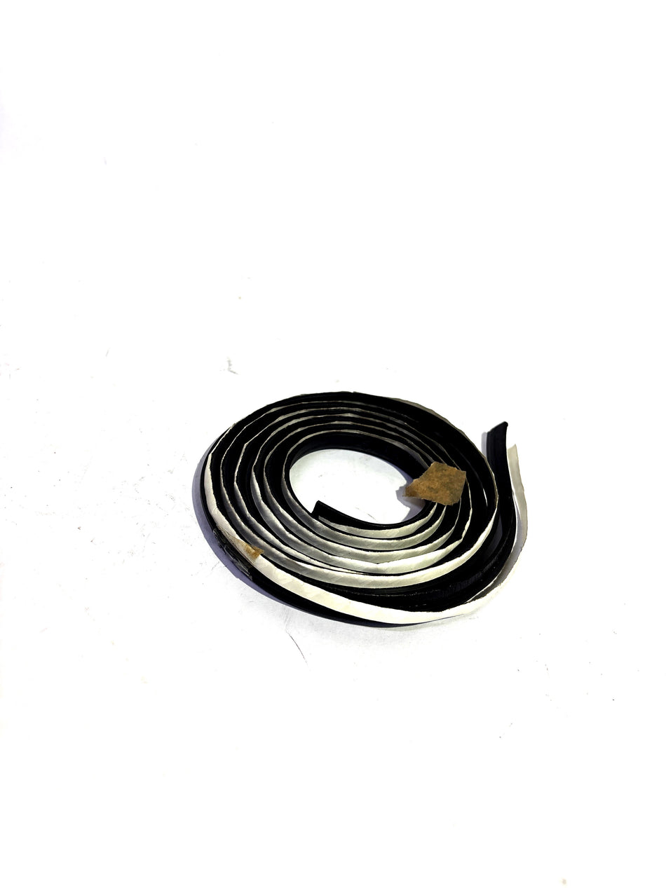 CarTrends Tavera right side window side moulding spare part showing the exterior view and detailed molding design.