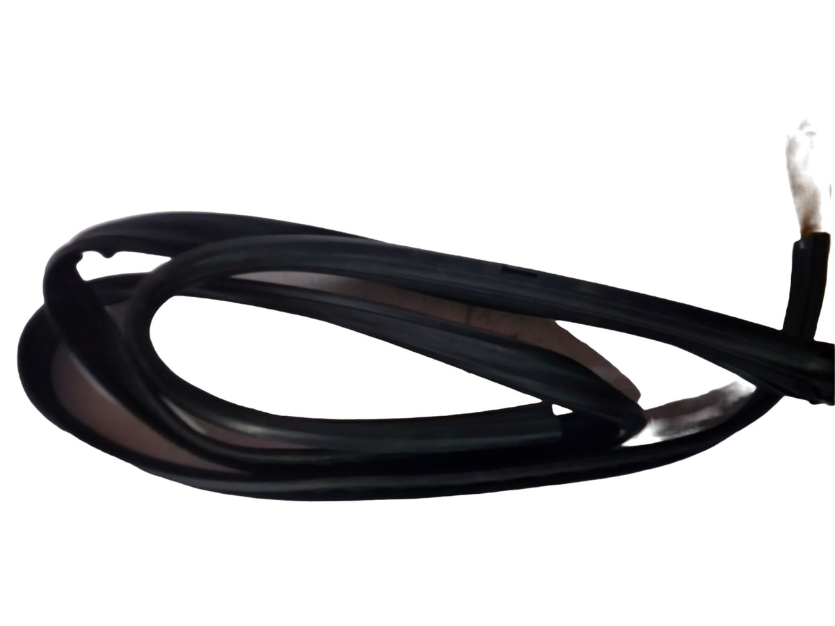 CarTrends Tavera front left glass run channel, spare part for window sealing and smooth glass movement.