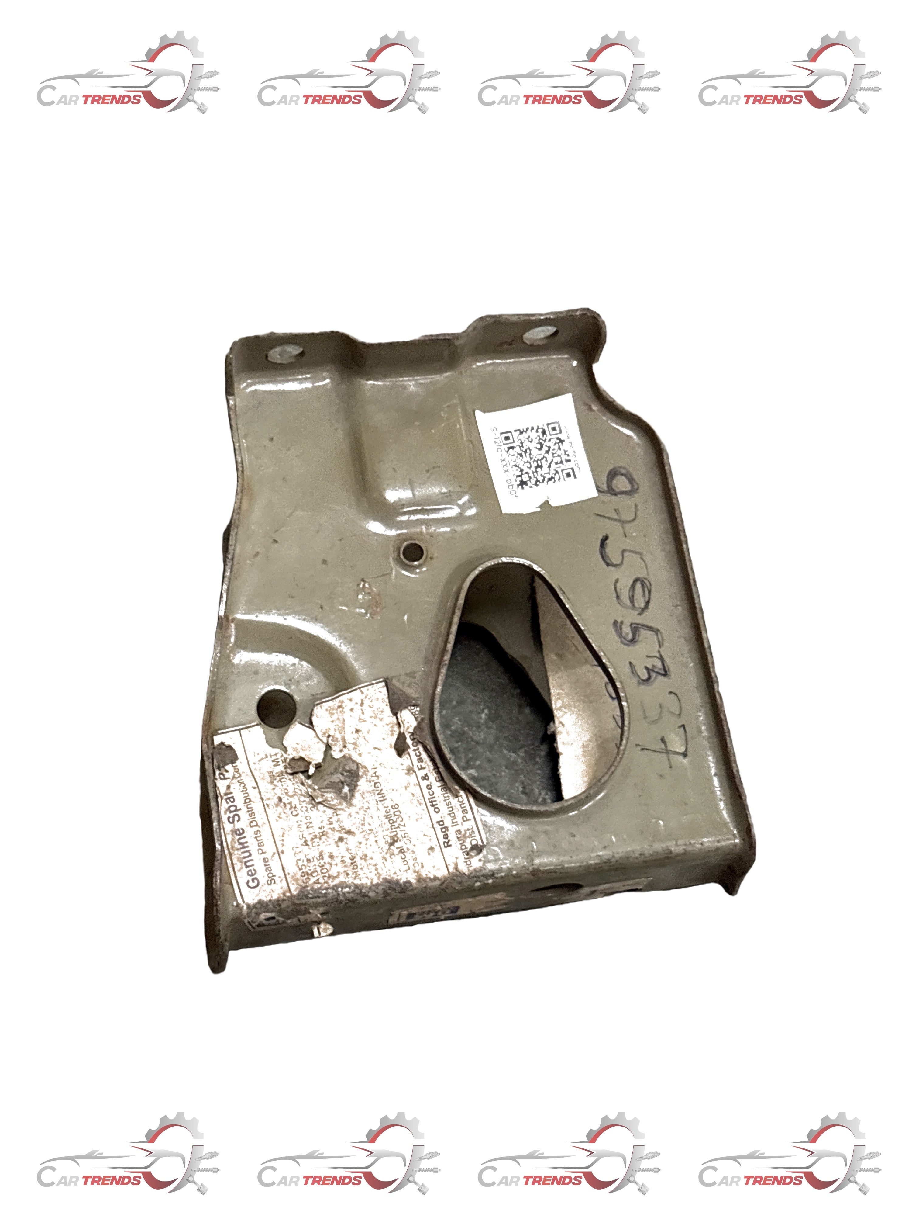 CarTrends clutch pedal bracket for Tavera, close-up of spare parts showing metal mounting bracket for clutch pedal assembly.