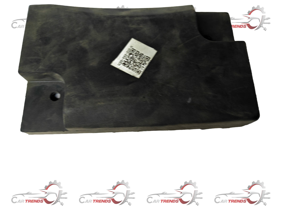 CarTrends spare tire stopper for Tavera, durable spare parts accessory for secure tire storage.
