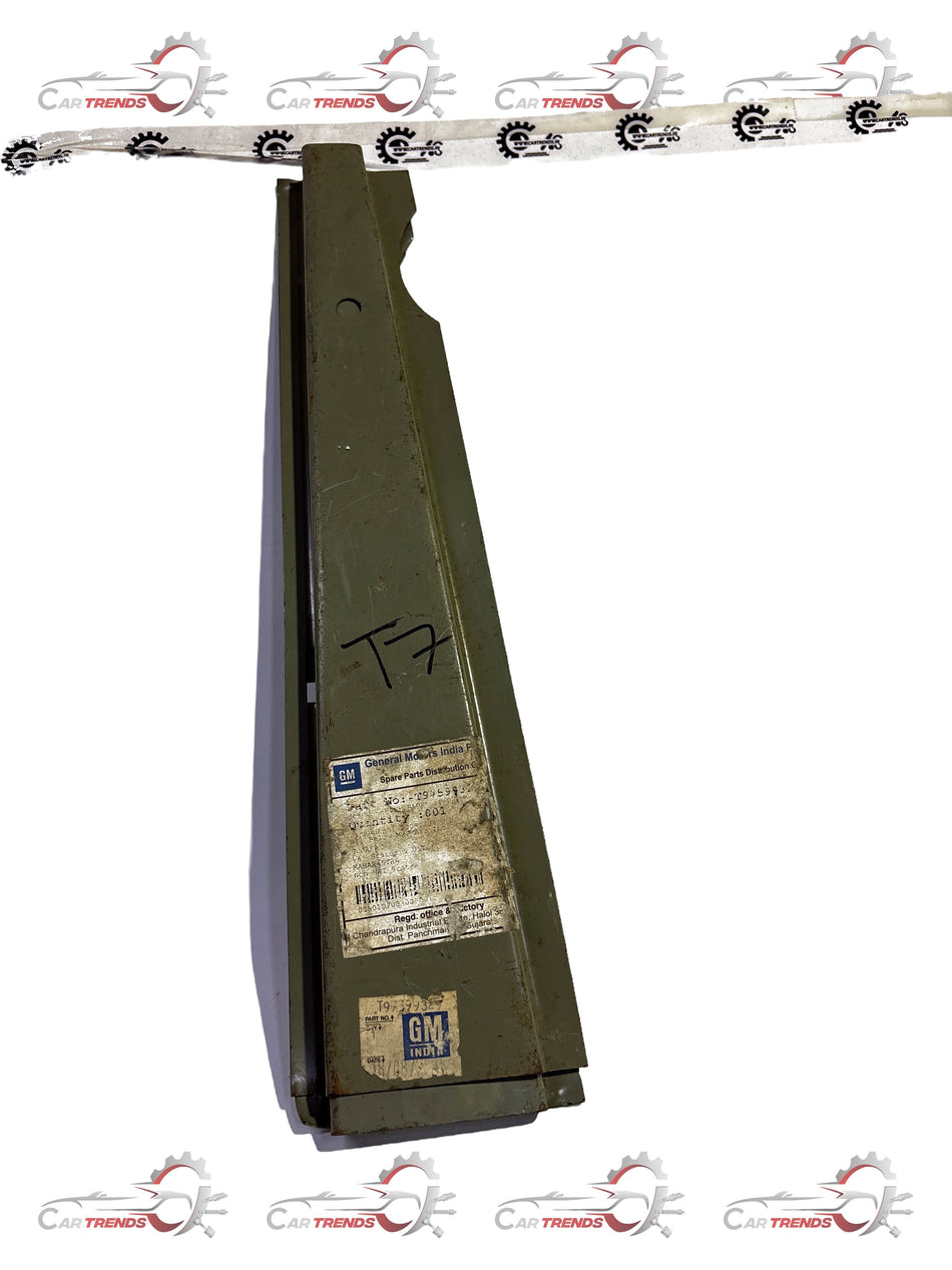 Left Fender Skirt for Tavera by CarTrends, spare car parts in black with mounting details visible.