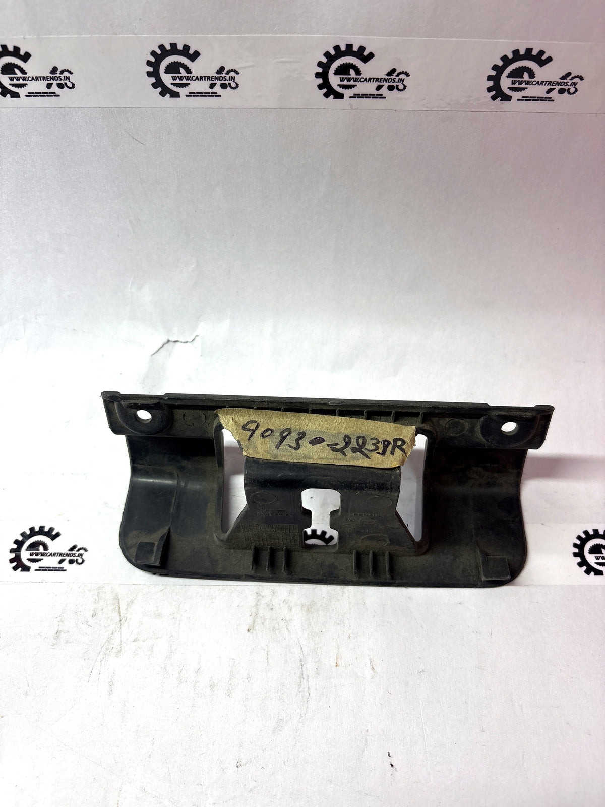 Back Door Cover | Renault Duster | #909302239R 909302239R 3