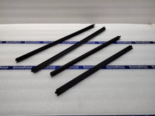 Load image into Gallery viewer, Weather Strip Door Inner (Set of 4)