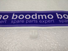 Load image into Gallery viewer, PLASTIC CLIP (ITW M48-0600-02)