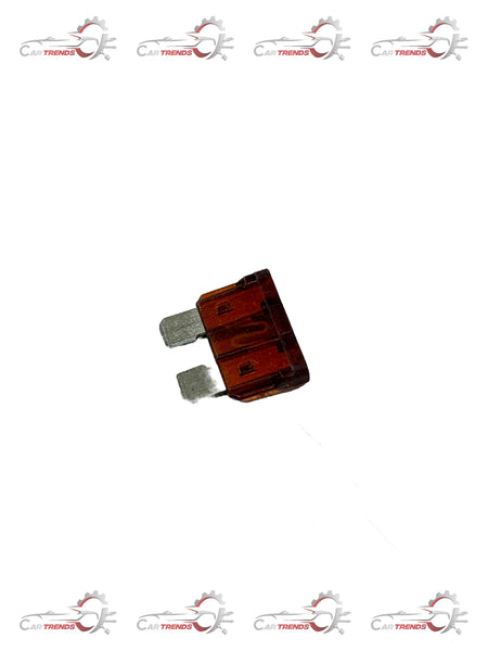 General Motors 7.5 Amp Blade Fuse for automotive electrical systems, shown in a close-up image.