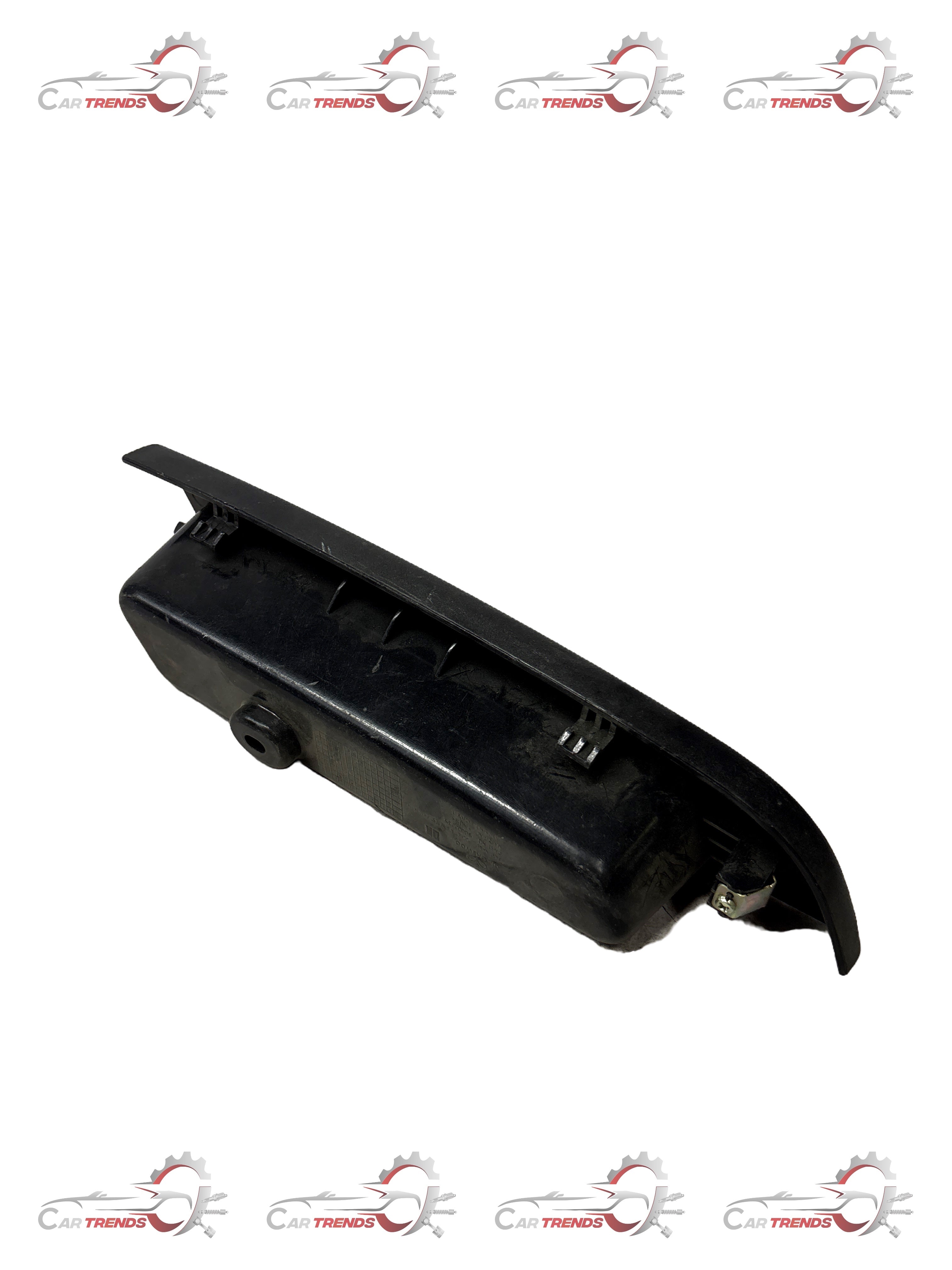 General Motors automotive part with the model number 96602235, shown in the image for vehicle compatibility.