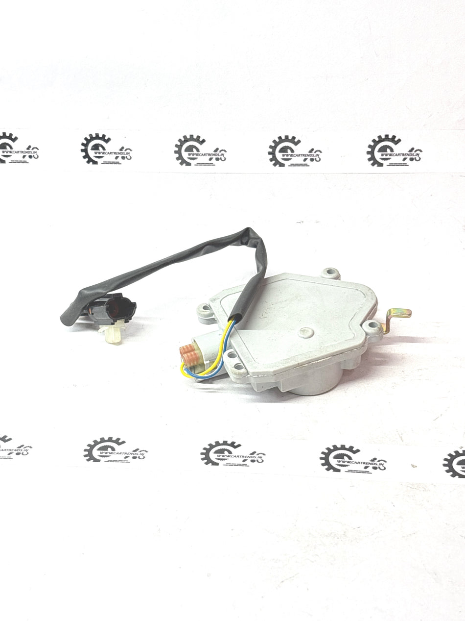 General Motors Tavera back door lock actuator for T97598357, vehicle part for rear door locking mechanism.