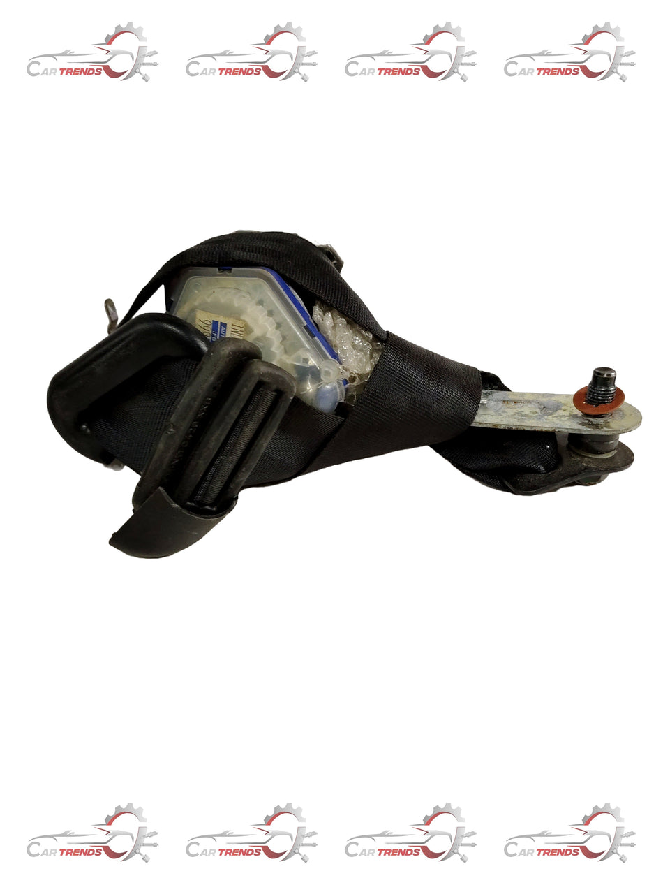General Motors front seat belt for Spark J990047L0, shown in black with metal buckle and adjustable strap.