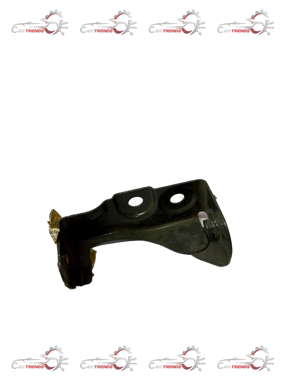 General Motors HDLP Mount Panel Right Hand bracket for Chevrolet Cruze J96899201, automotive part with mounting features