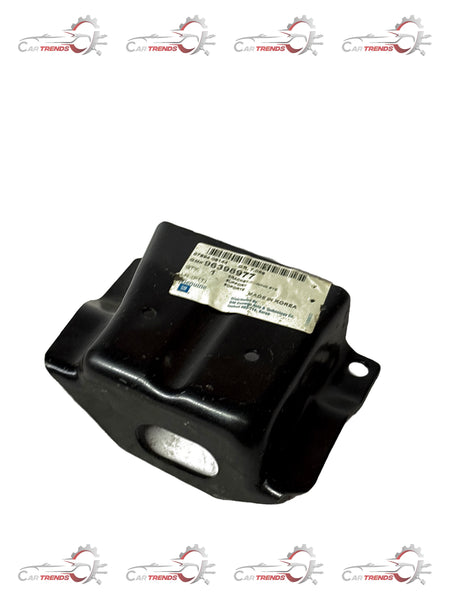 GENERAL MOTORS Bracket Towing Eye | Chevrolet Aveo | LH | #J96398977 J96398977 - Front view