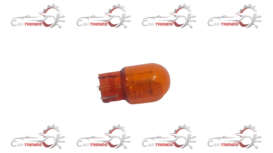 General Motors T-Sig bulb for Cruze J15829331, automotive lighting component in a car engine compartment