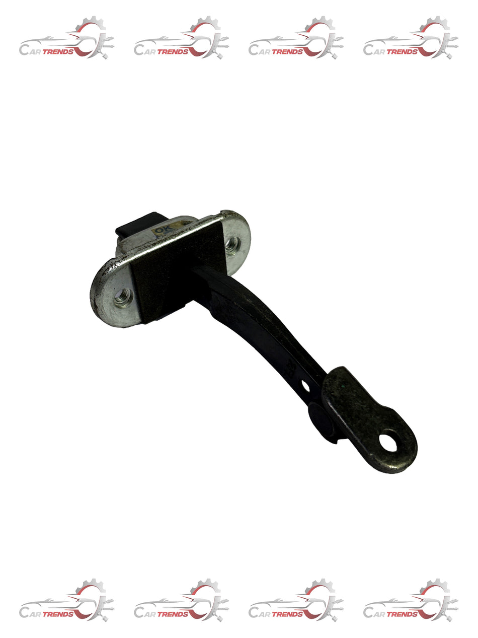 General Motors Check A Front Door Spark J28290975 for vehicle inspection or repair, shown in the image.