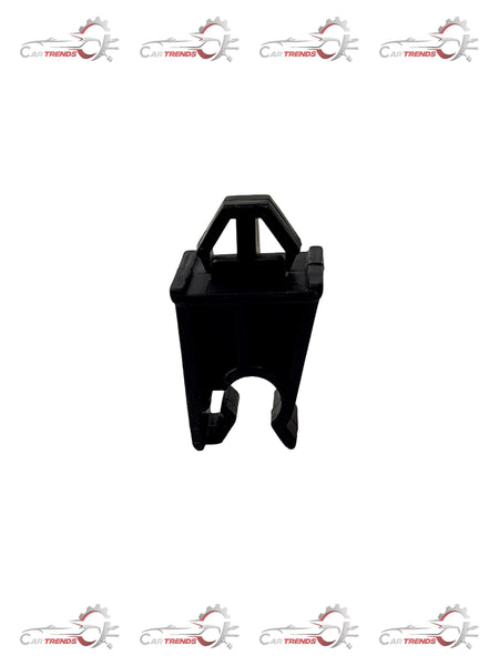 Open clamp fixing N07 for Opel Optra Petrol by General Motors, used in automotive engine or body assembly.