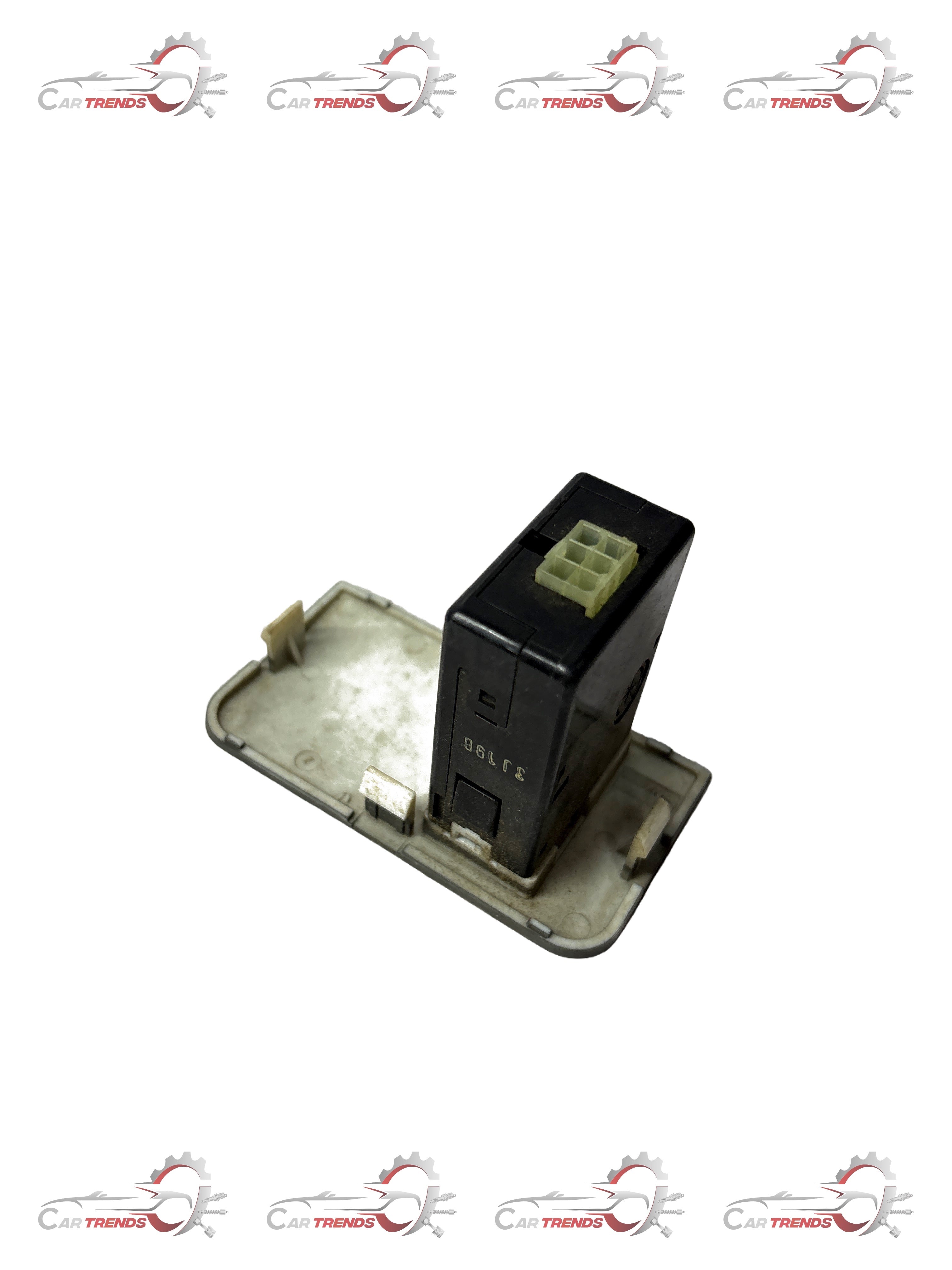 GENERAL MOTORS COVER A H LAMP LEVEL G OPTRA PETROL J96615341 J96615341 - Left view