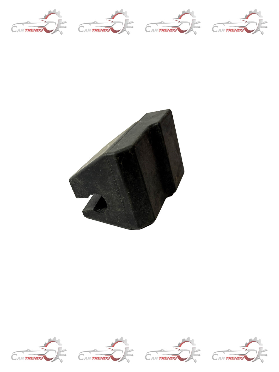 Grommet for Chevrolet Aveo J96887033, automotive part from GENERAL MOTORS, shown in black with a circular shape.
