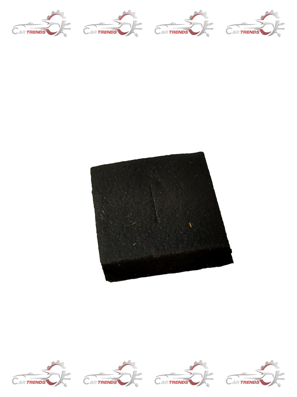 Grommet link for Corsa S93237477 by General Motors, black rubber automotive part on a plain background.