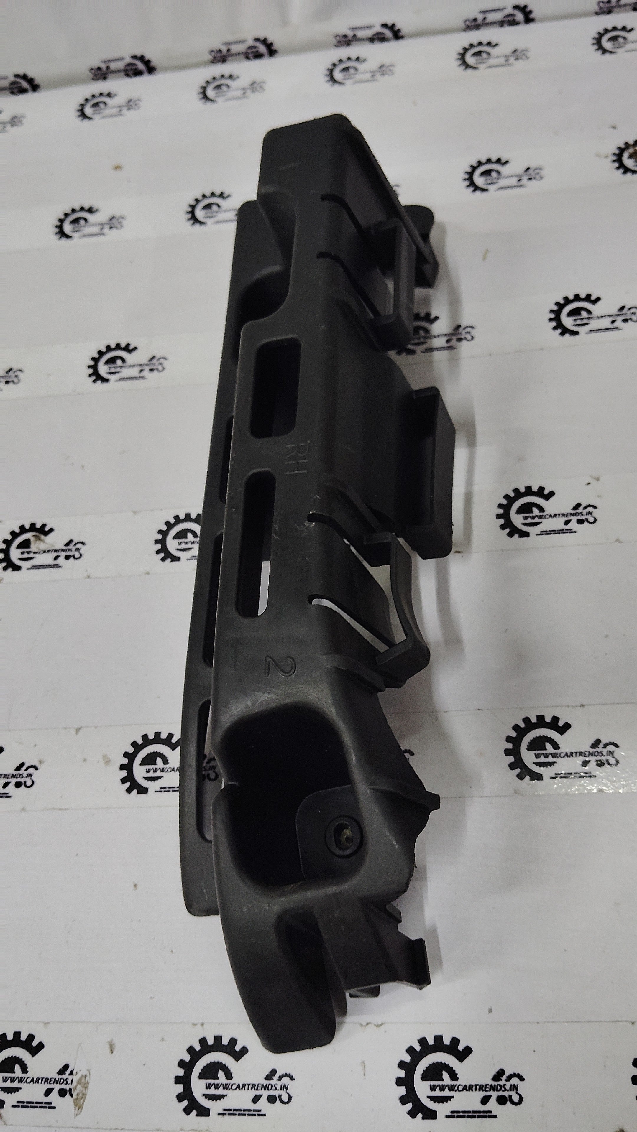 Chevrolet Cruze rear bumper bracket fascia inner by General Motors, part number J96962848, showing the metal mounting component.