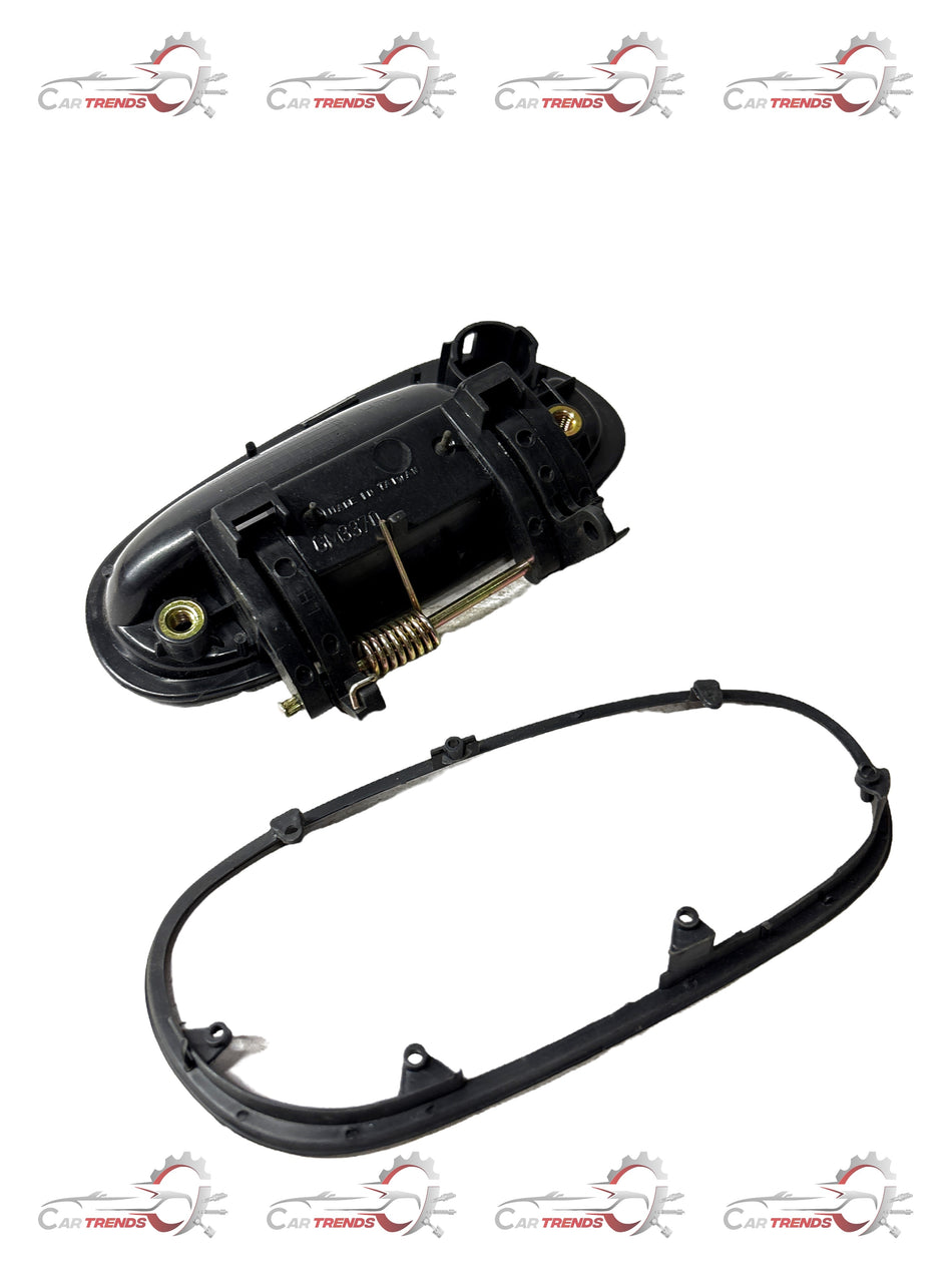 General Motors outside left front door handle for Opel Optra Petrol, showing the black exterior handle design.