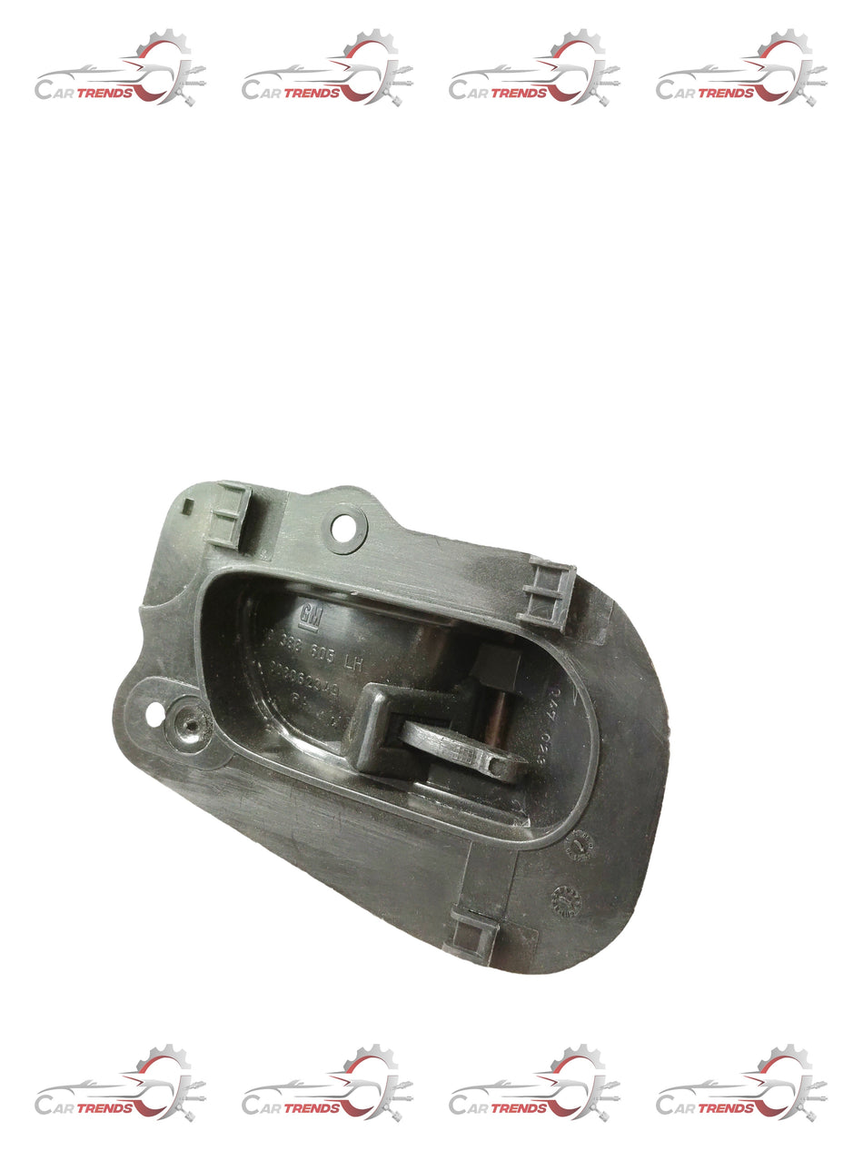 General Motors Corsa handle assembly for left side, part number S90363125, automotive door handle replacement.