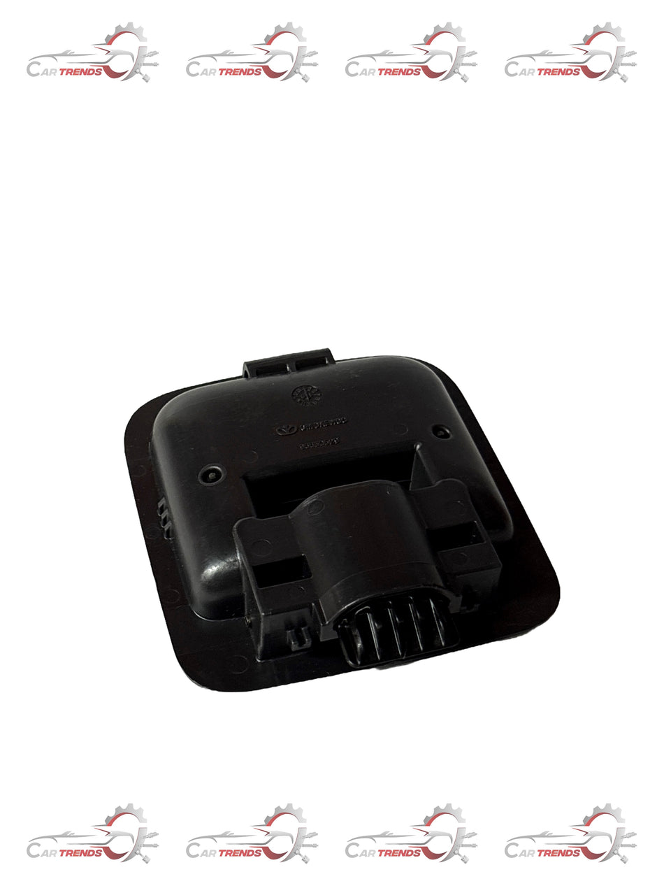 General Motors Captiva front load floor compartment handle for J96808015 model, visible in the image.