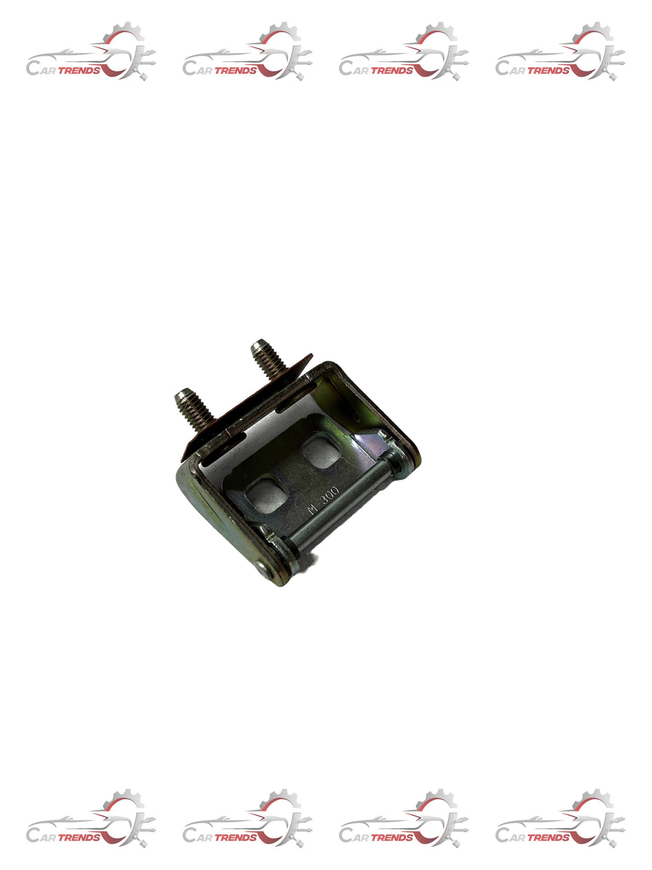 General Motors hinge assembly for left gate of Chevrolet Beat, part J95947979, showing the metal hinge mechanism.