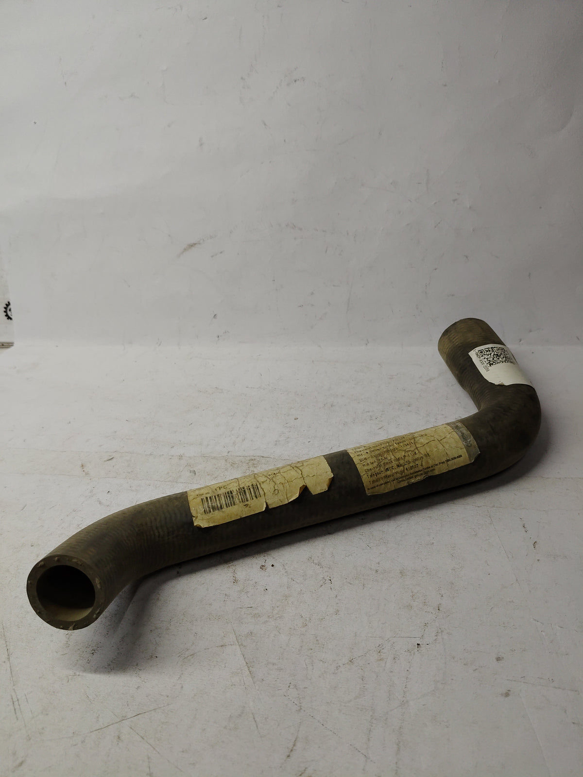 GENERAL MOTORS HOSE ASM RAD INL ENJOY J24555368 J24555368 - Left view
