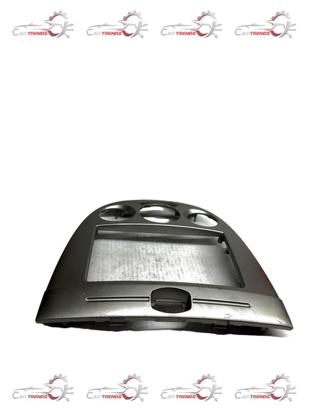 General Motors molding A inside panel trim for Opel Astra Optra Petrol, part number J96555127.