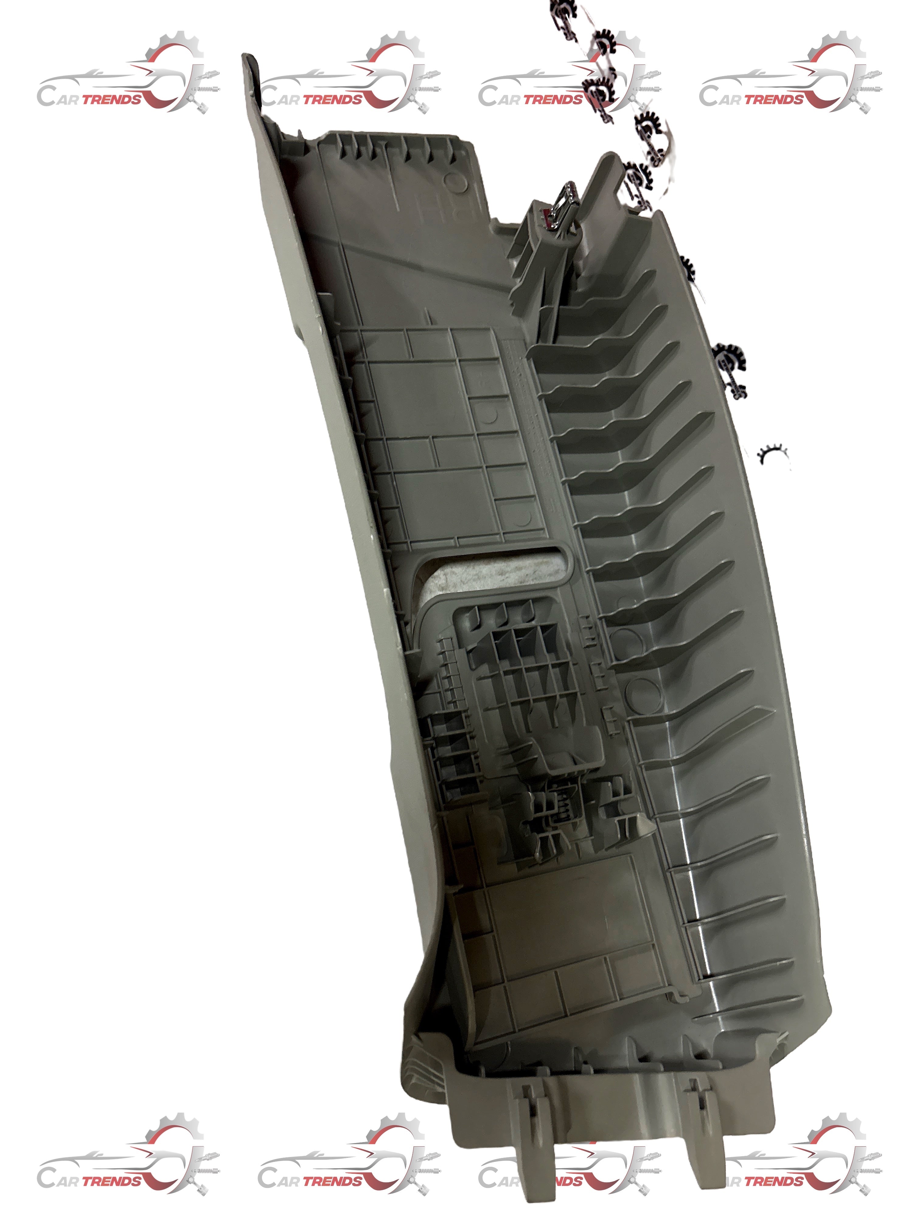General Motors right upper door molding assembly for Chevrolet Cruze, part J95381121, showing the exterior trim piece.