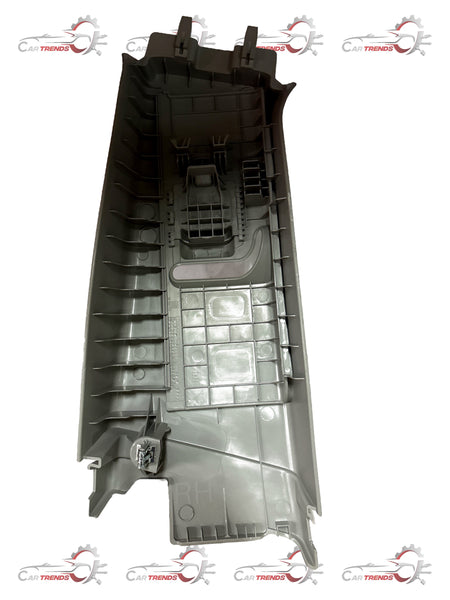 General Motors right upper door molding assembly for Cruze, part J95381121, visible in the image.