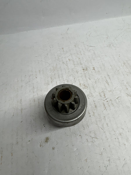 General Motors Pinion Starter for Astra vehicle, showing the mechanical component with electrical connections.