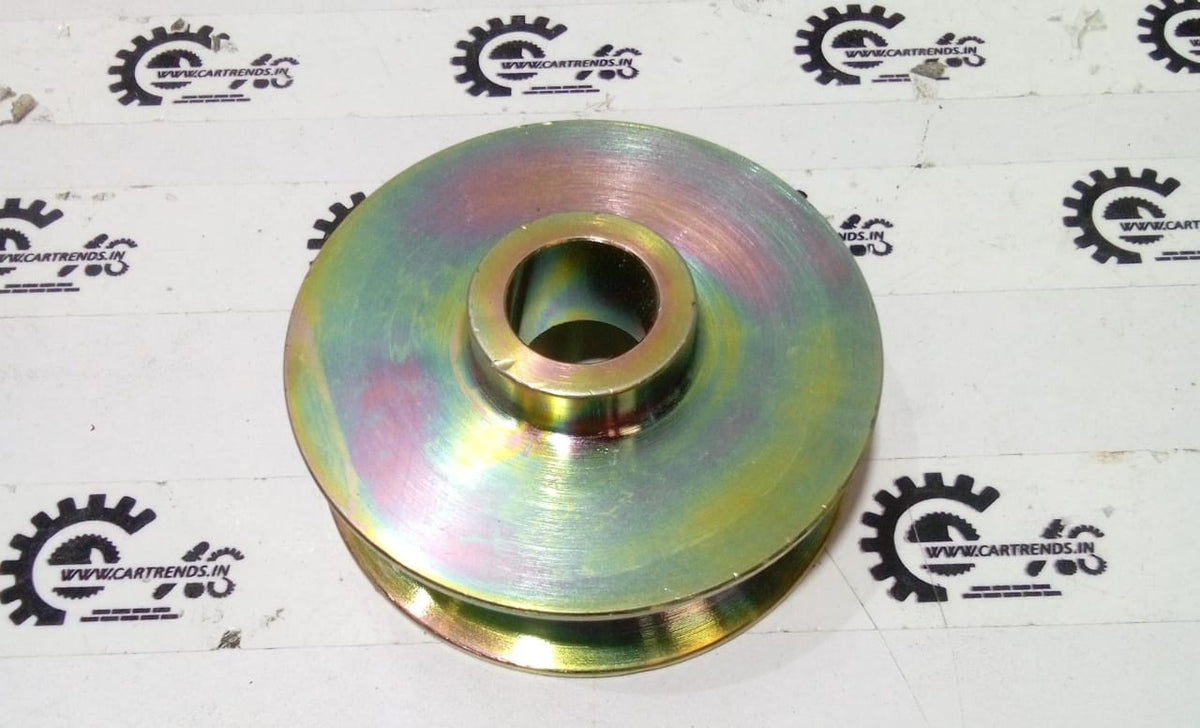 General Motors Tavera pulley, automotive engine part, black metal component with grooves, used in vehicle engine systems.